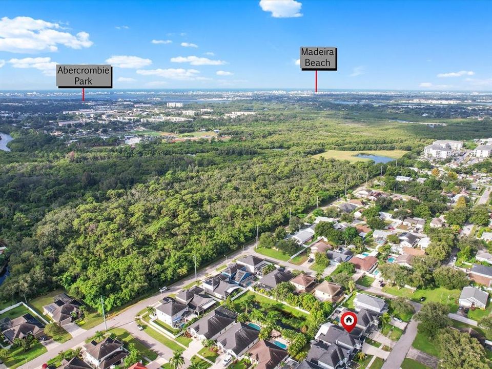 Activo con contrato: $795,500 (5 camas, 3 baños, 3196 Pies cuadrados)