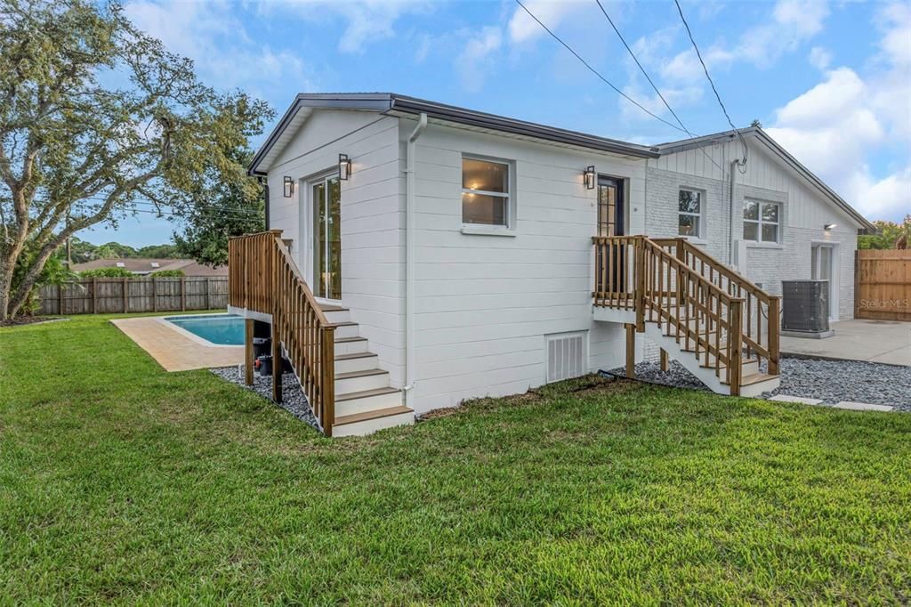 En Venta: $925,000 (4 camas, 3 baños, 2733 Pies cuadrados)