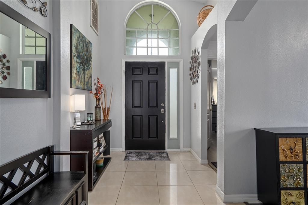 En Venta: $435,000 (4 camas, 3 baños, 1821 Pies cuadrados)