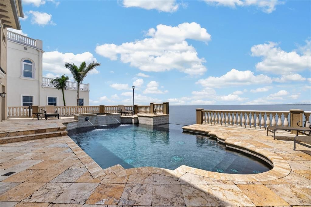 Active With Contract: $2,600,000 (4 beds, 3 baths, 6040 Square Feet)