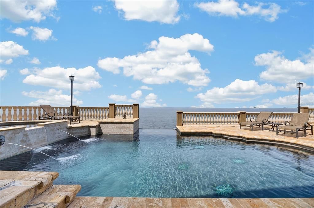Active With Contract: $2,600,000 (4 beds, 3 baths, 6040 Square Feet)