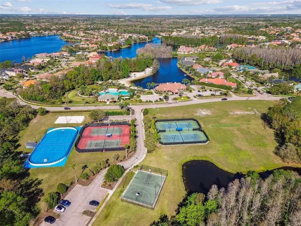 На продажу: $1,395,000 (4 спален, 4 ванн, 4154 Квадратных фут)