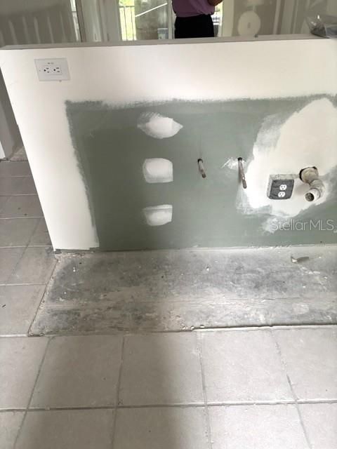 На продажу: $95,000 (2 спален, 2 ванн, 1054 Квадратных фут)