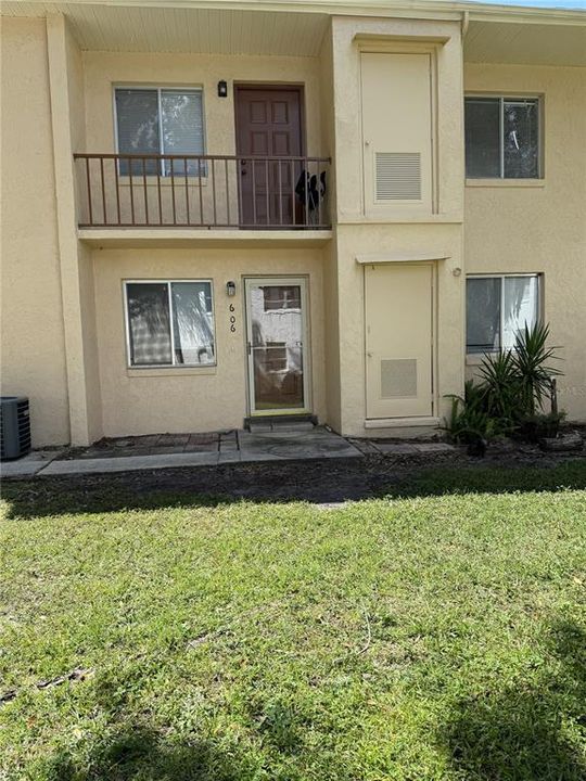 En Renta: $1,295 (2 camas, 2 baños, 823 Pies cuadrados)