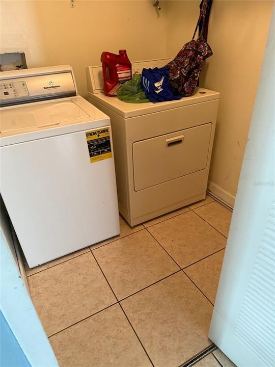 En Venta: $210,000 (3 camas, 2 baños, 1056 Pies cuadrados)