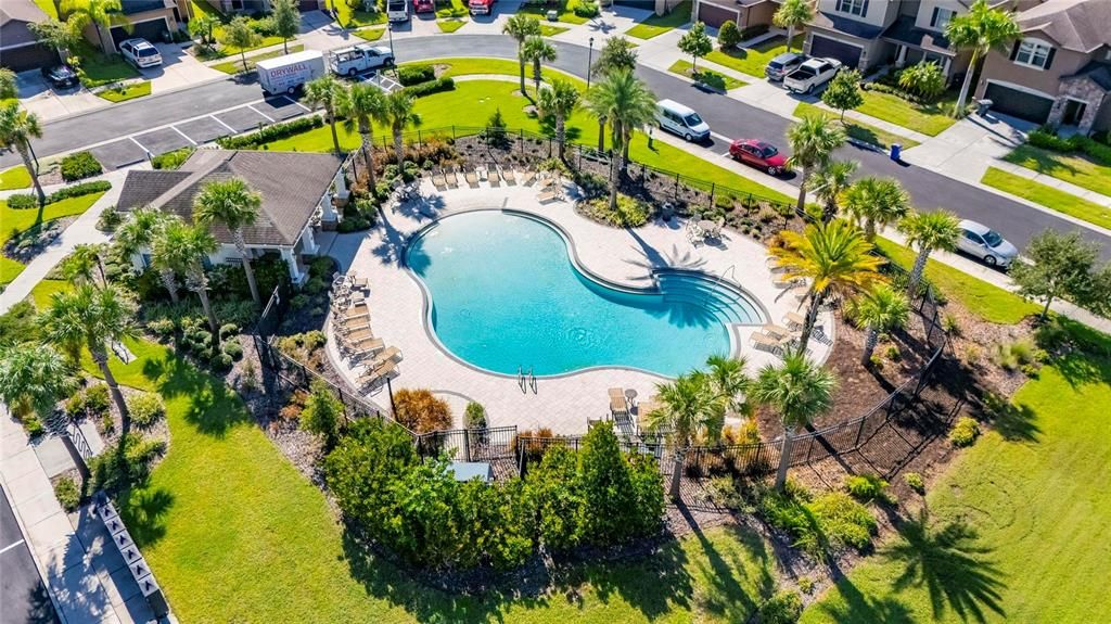 For Sale: $365,000 (4 beds, 2 baths, 2445 Square Feet)