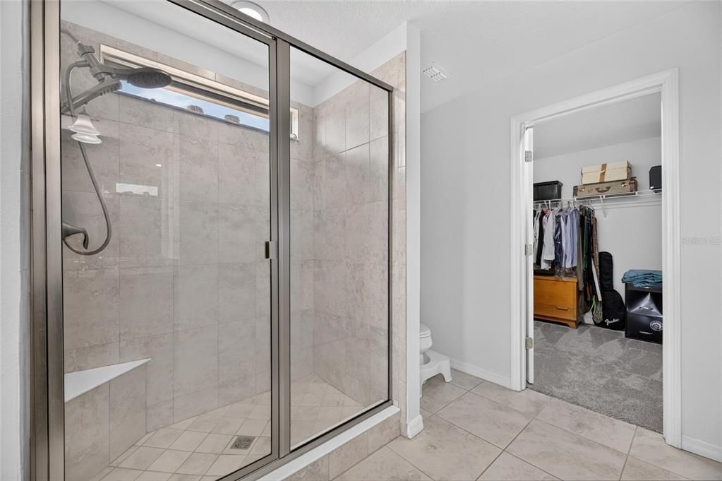 For Sale: $365,000 (4 beds, 2 baths, 2445 Square Feet)