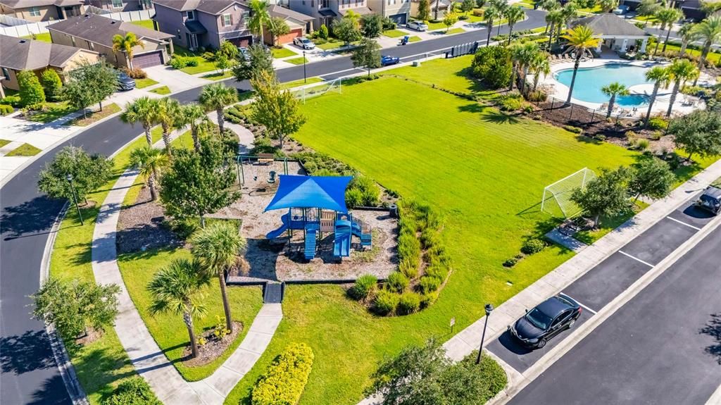 For Sale: $365,000 (4 beds, 2 baths, 2445 Square Feet)