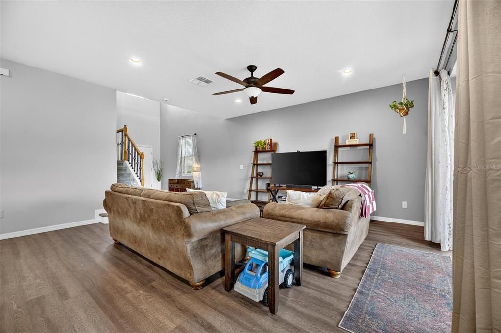 For Sale: $365,000 (4 beds, 2 baths, 2445 Square Feet)
