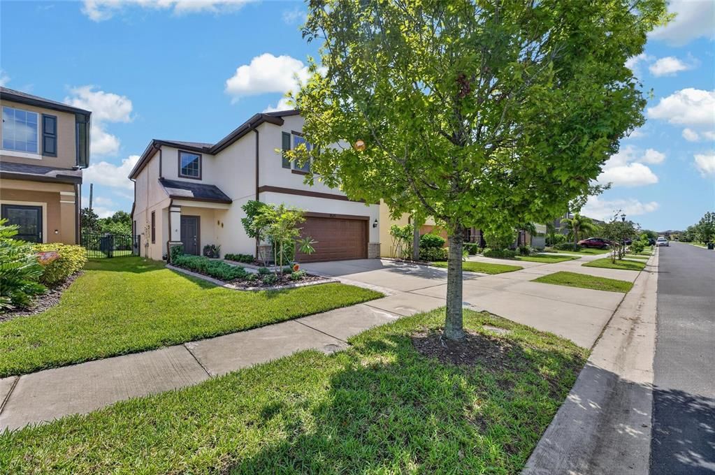 For Sale: $365,000 (4 beds, 2 baths, 2445 Square Feet)