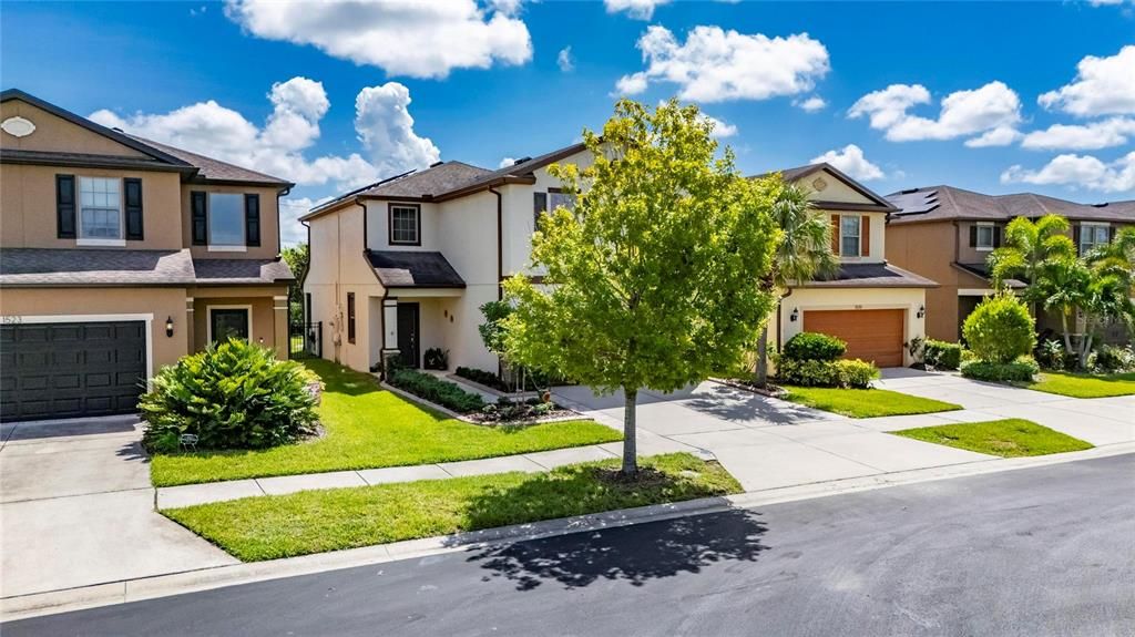 For Sale: $365,000 (4 beds, 2 baths, 2445 Square Feet)