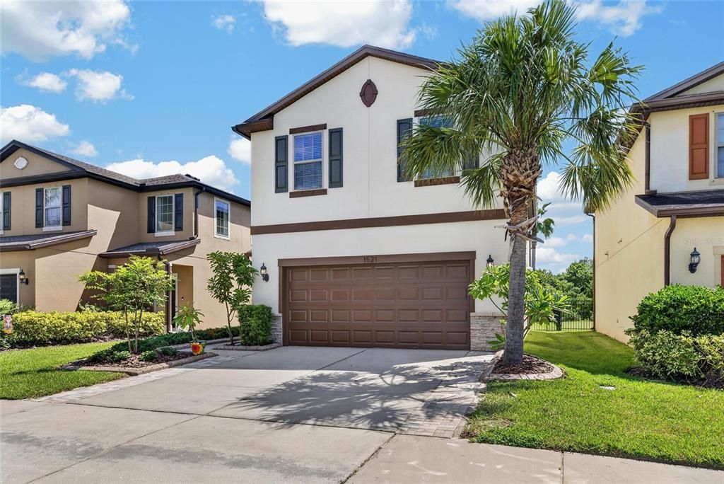 For Sale: $365,000 (4 beds, 2 baths, 2445 Square Feet)