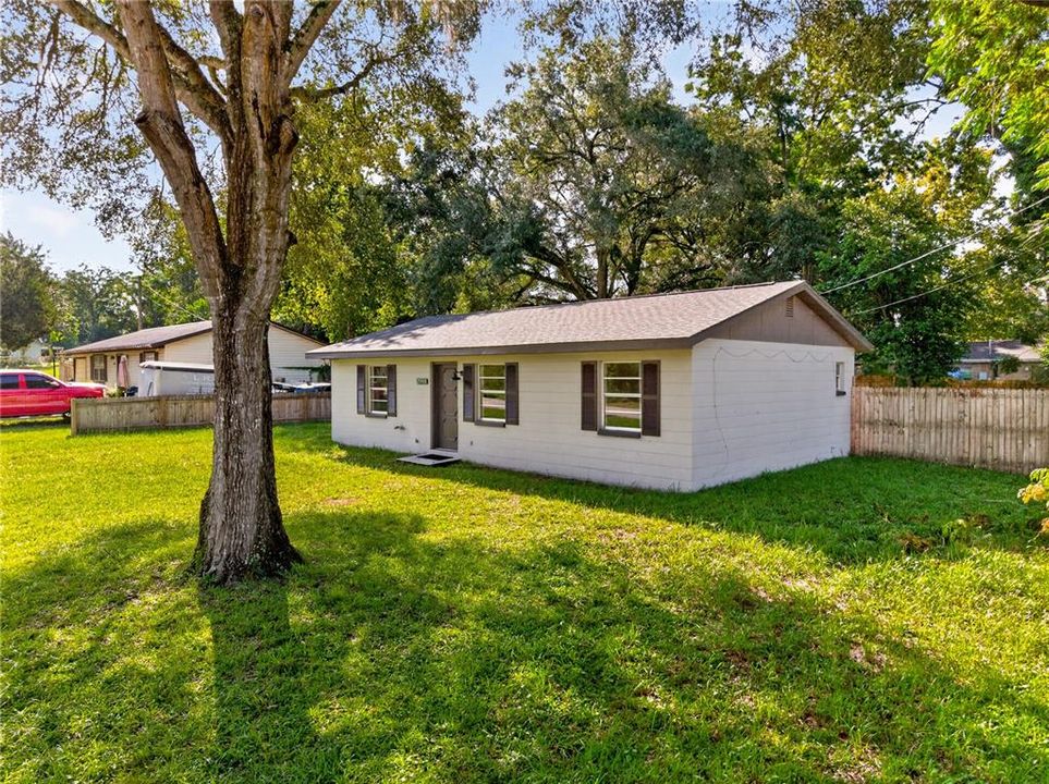 Activo con contrato: $199,000 (3 camas, 1 baños, 912 Pies cuadrados)