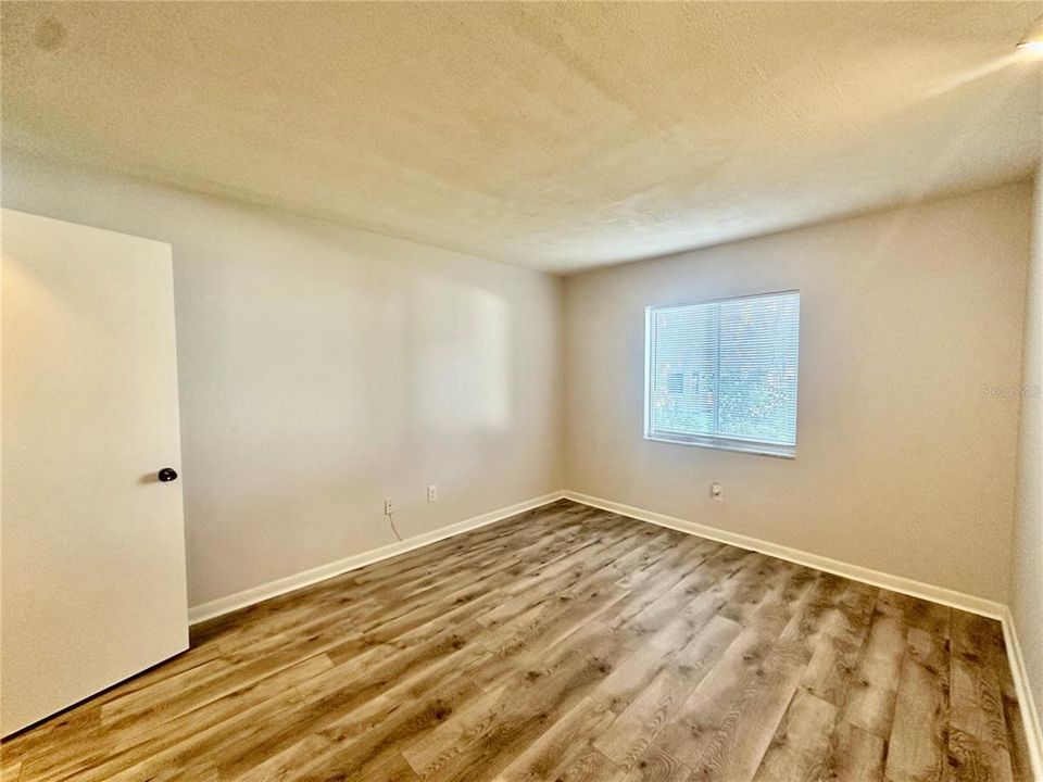 En Venta: $129,900 (2 camas, 2 baños, 823 Pies cuadrados)