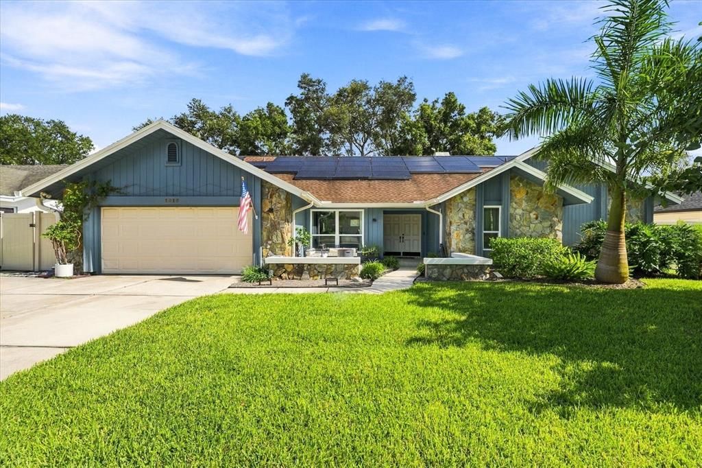En Venta: $899,000 (4 camas, 2 baños, 2510 Pies cuadrados)