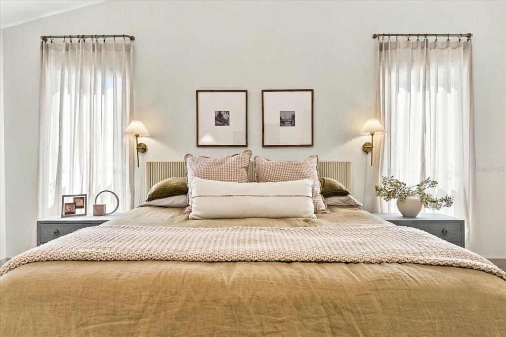 En Venta: $899,000 (4 camas, 2 baños, 2510 Pies cuadrados)