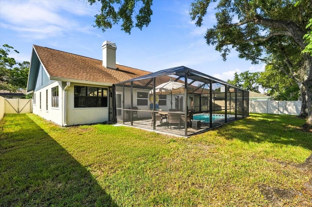 En Venta: $899,000 (4 camas, 2 baños, 2510 Pies cuadrados)