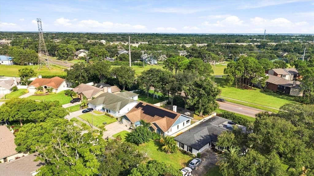 En Venta: $899,000 (4 camas, 2 baños, 2510 Pies cuadrados)