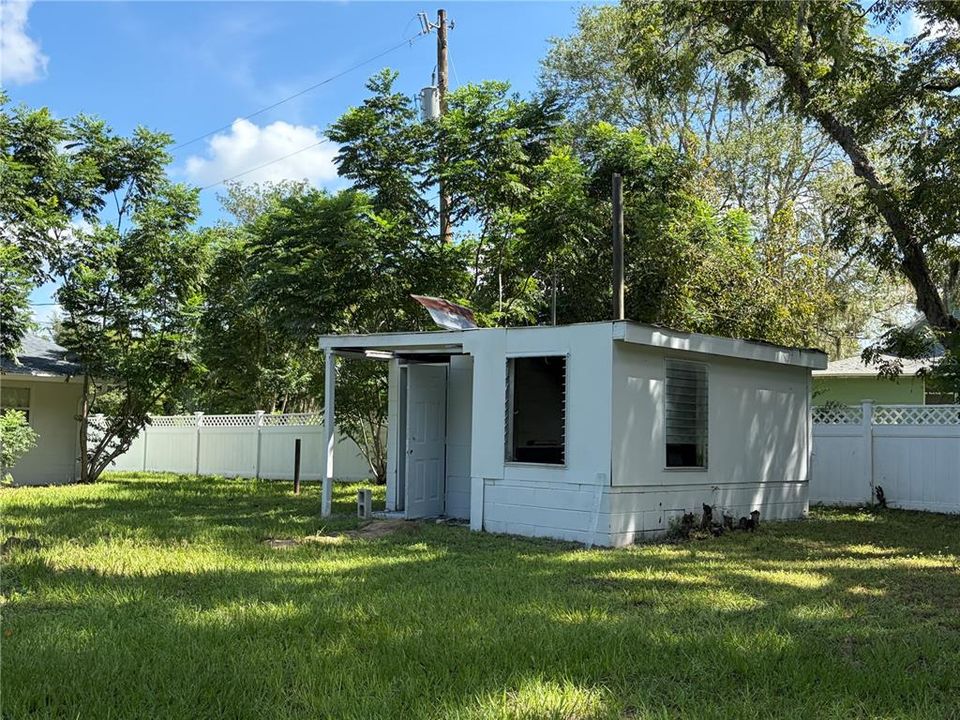 For Sale: $239,000 (3 beds, 2 baths, 1929 Square Feet)