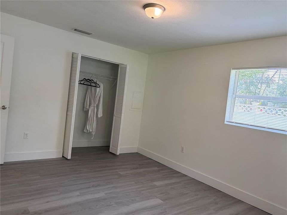For Sale: $239,000 (3 beds, 2 baths, 1929 Square Feet)