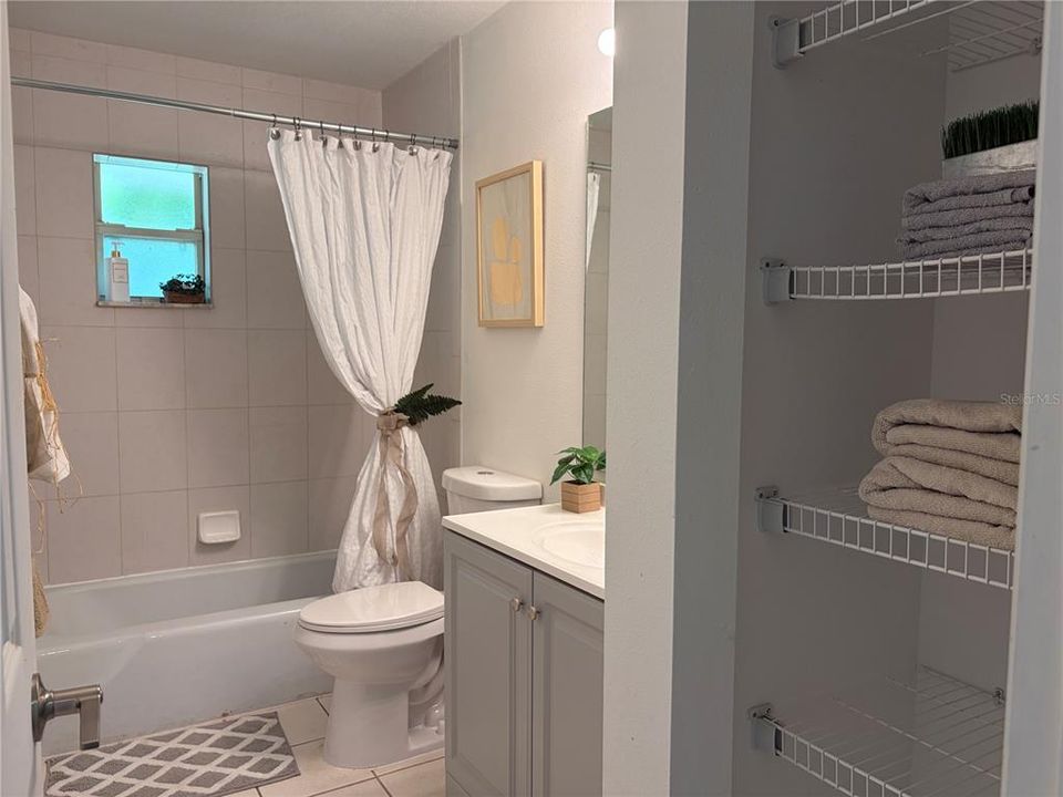 For Sale: $239,000 (3 beds, 2 baths, 1929 Square Feet)