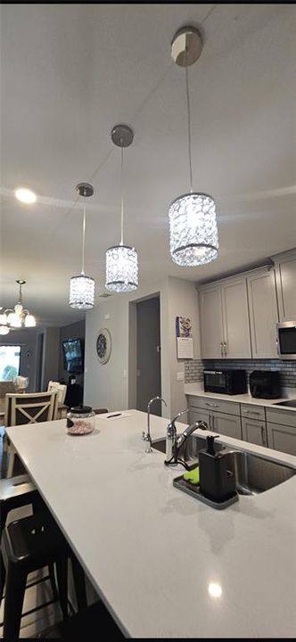 На продажу: $408,990 (3 спален, 2 ванн, 1546 Квадратных фут)
