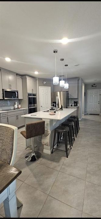 На продажу: $408,990 (3 спален, 2 ванн, 1546 Квадратных фут)