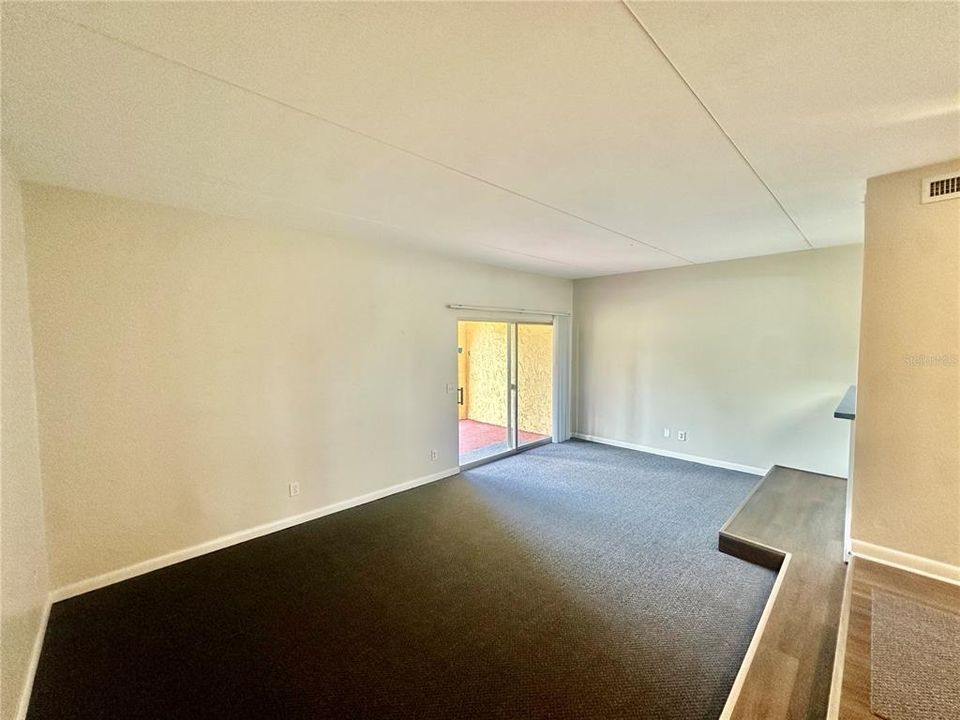 For Rent: $1,450 (3 beds, 2 baths, 1356 Square Feet)
