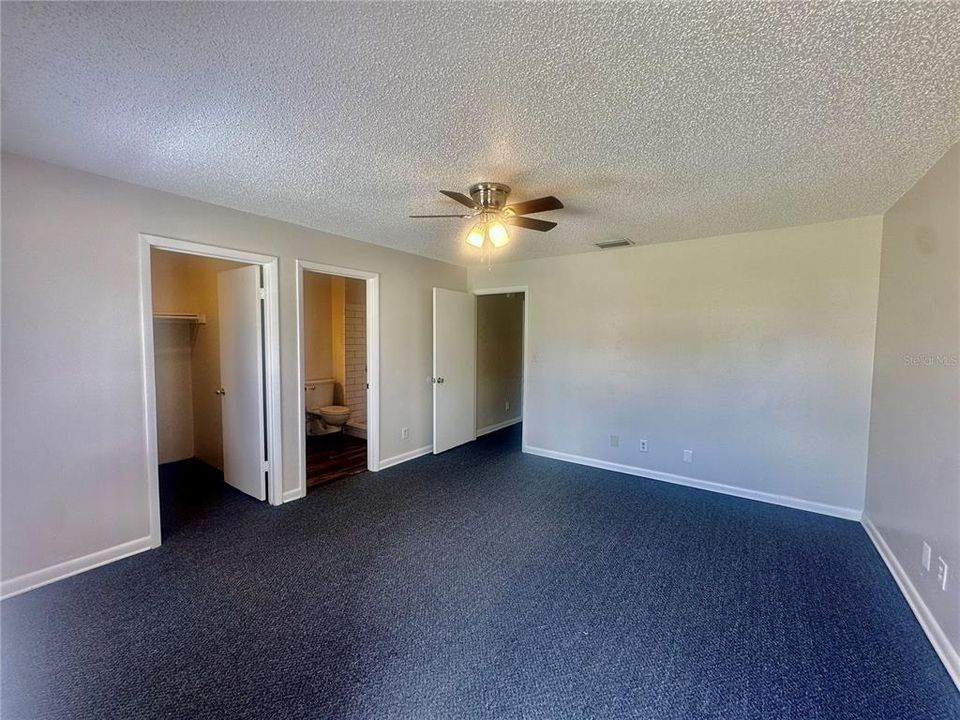 For Rent: $1,450 (3 beds, 2 baths, 1356 Square Feet)