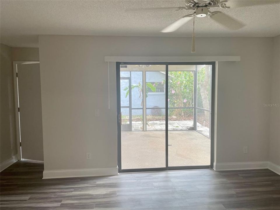 En Venta: $415,000 (3 camas, 2 baños, 1369 Pies cuadrados)