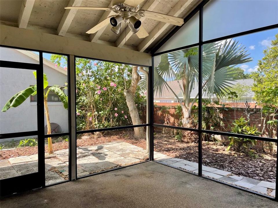 En Venta: $415,000 (3 camas, 2 baños, 1369 Pies cuadrados)