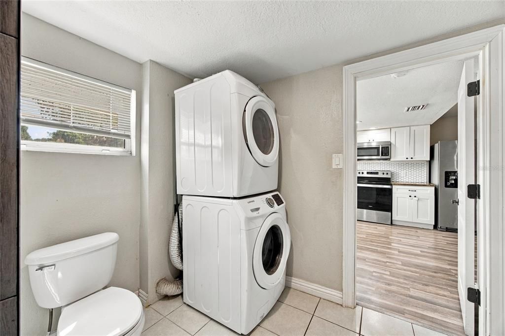 На продажу: $249,900 (3 спален, 2 ванн, 1184 Квадратных фут)