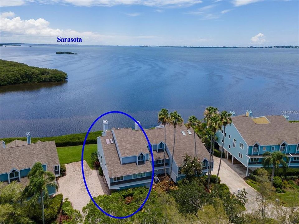 For Sale: $739,000 (2 beds, 2 baths, 2321 Square Feet)