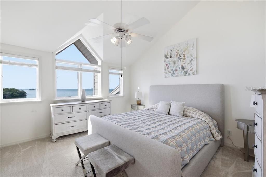For Sale: $739,000 (2 beds, 2 baths, 2321 Square Feet)