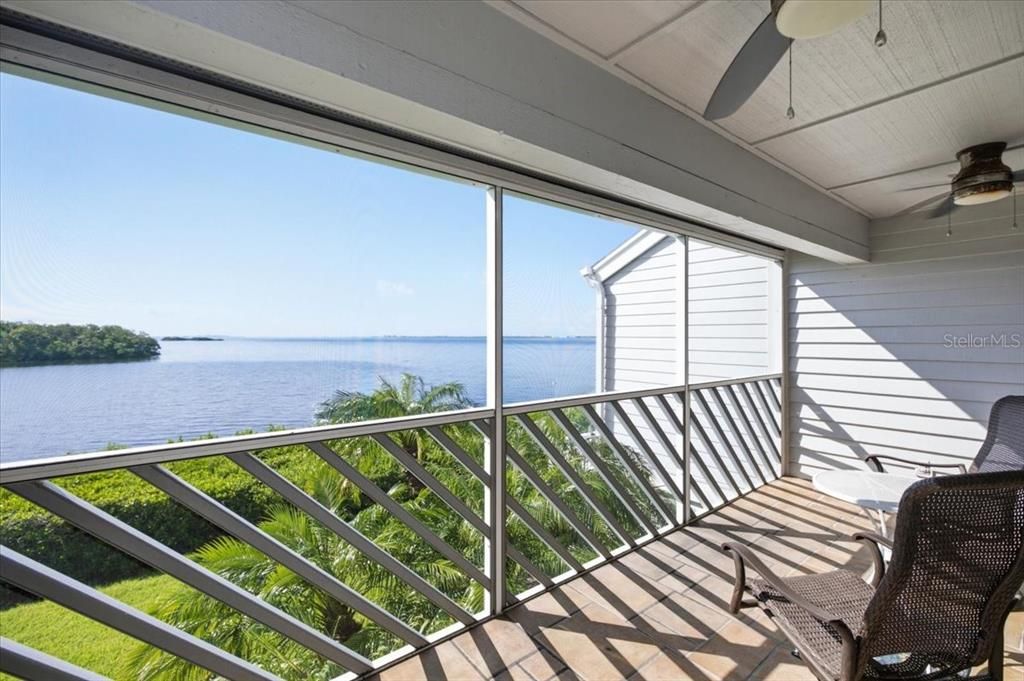 For Sale: $739,000 (2 beds, 2 baths, 2321 Square Feet)