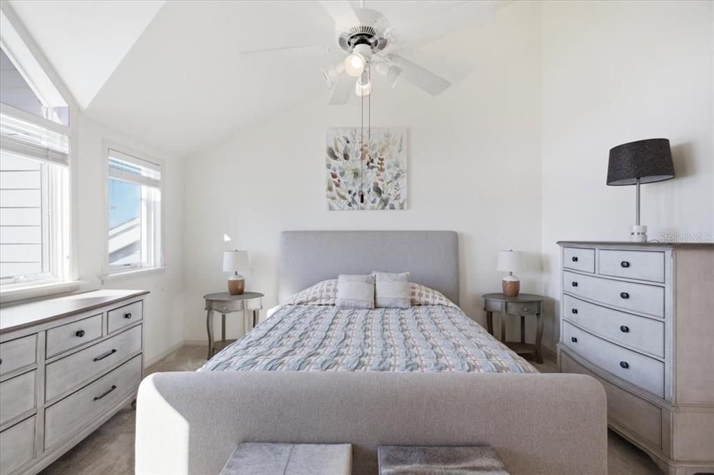 For Sale: $739,000 (2 beds, 2 baths, 2321 Square Feet)