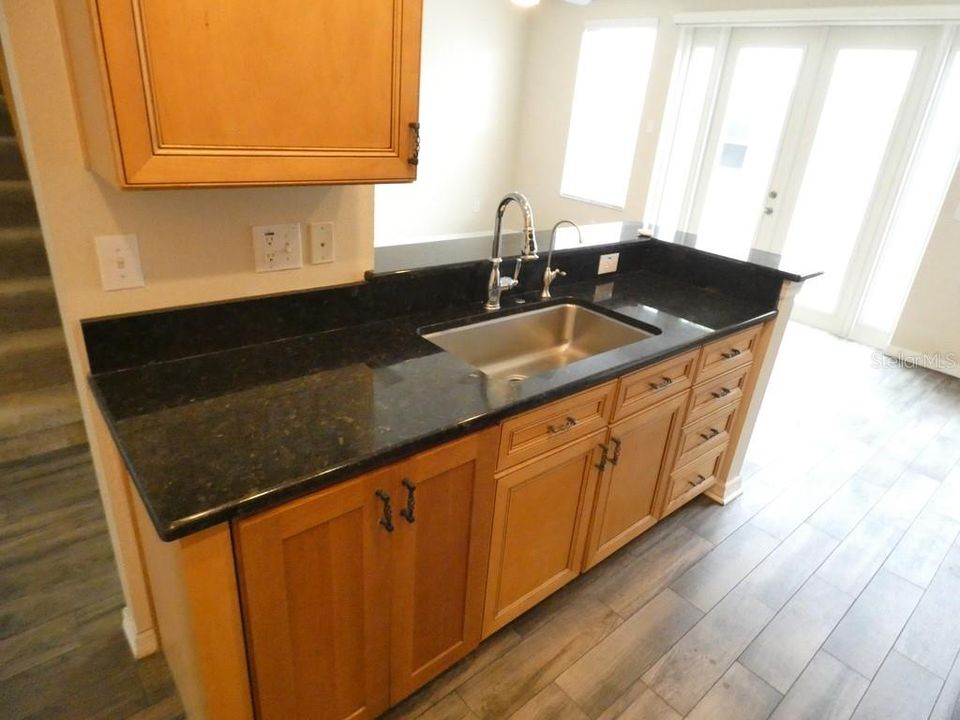 En Venta: $438,000 (3 camas, 2 baños, 1470 Pies cuadrados)