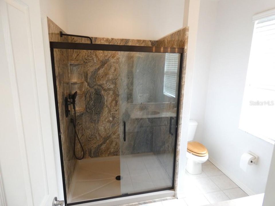 En Venta: $438,000 (3 camas, 2 baños, 1470 Pies cuadrados)