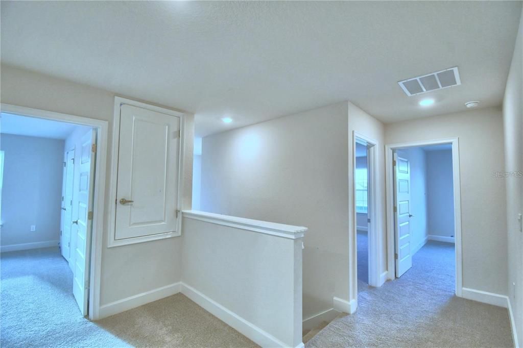 В аренду: $2,600 (4 спален, 2 ванн, 2183 Квадратных фут)