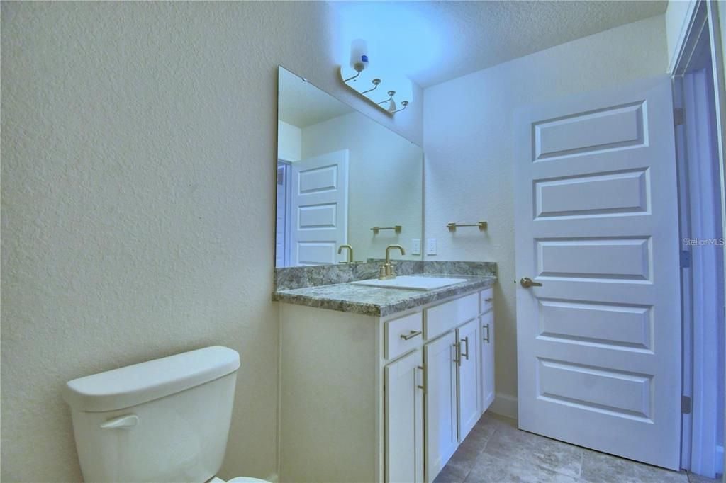 В аренду: $2,600 (4 спален, 2 ванн, 2183 Квадратных фут)