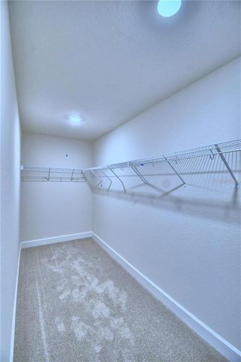 В аренду: $2,600 (4 спален, 2 ванн, 2183 Квадратных фут)