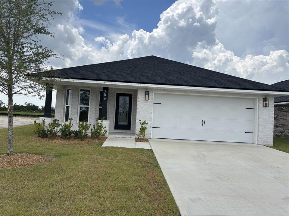 Recently Sold: $320,660 (3 beds, 2 baths, 1717 Square Feet)