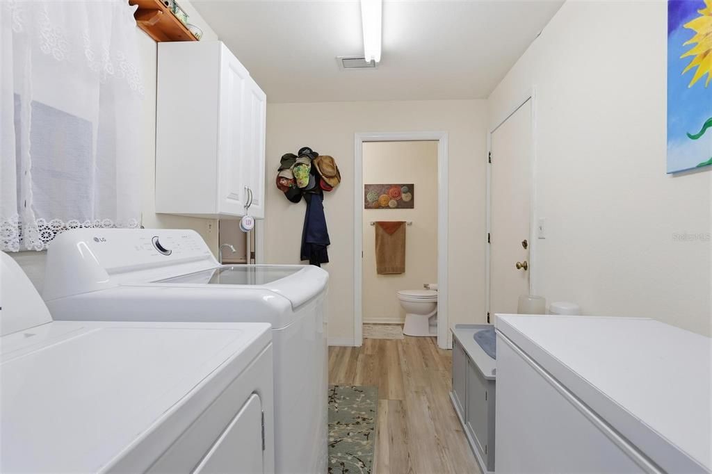En Venta: $499,000 (3 camas, 2 baños, 2008 Pies cuadrados)