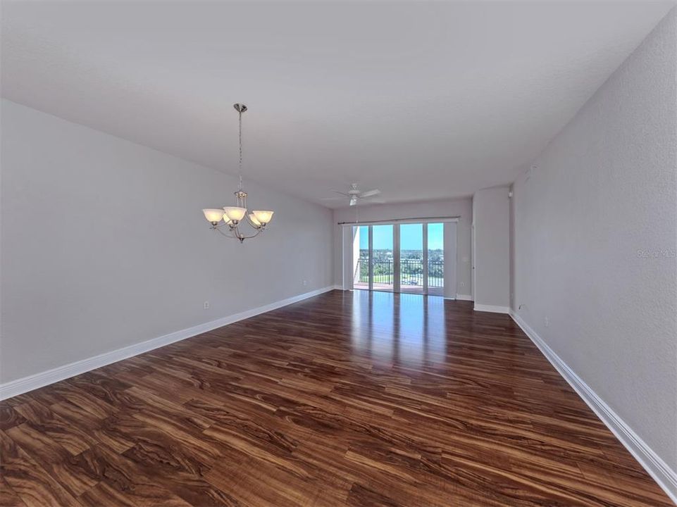For Sale: $669,000 (2 beds, 2 baths, 1705 Square Feet)