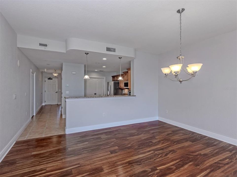 For Sale: $669,000 (2 beds, 2 baths, 1705 Square Feet)