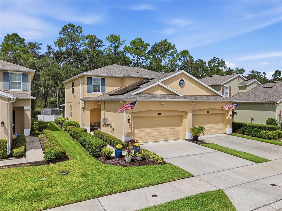 На продажу: $384,900 (3 спален, 2 ванн, 1704 Квадратных фут)