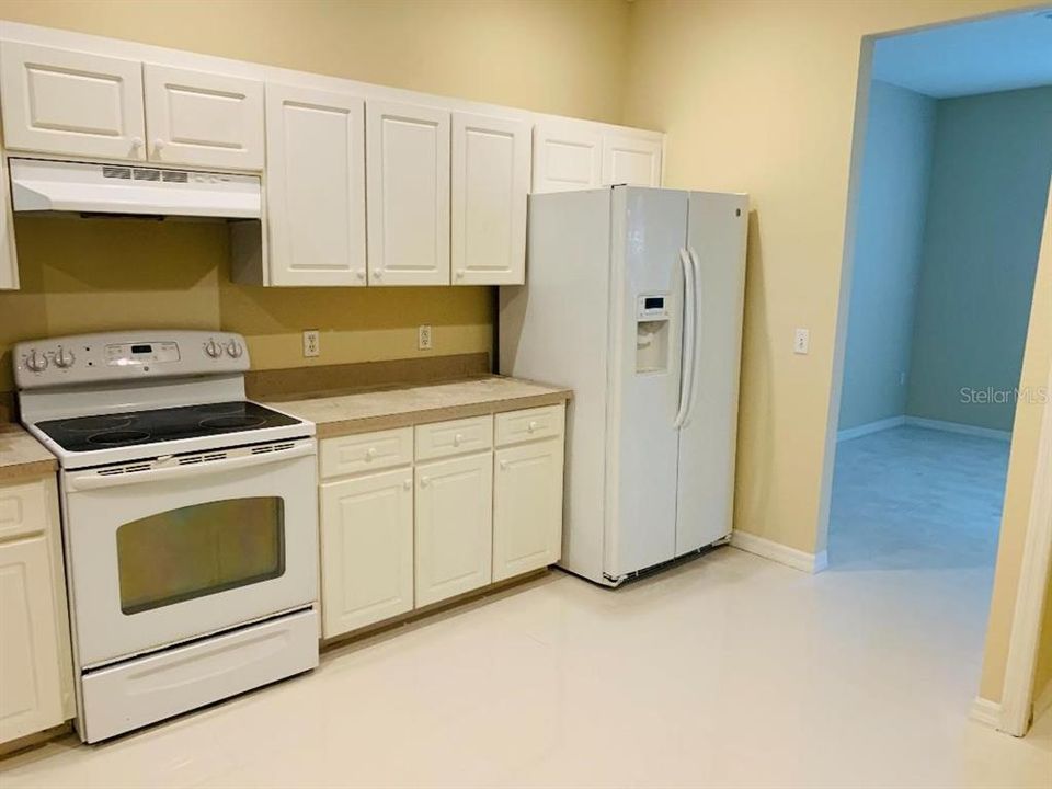 В аренду: $1,800 (3 спален, 2 ванн, 2078 Квадратных фут)