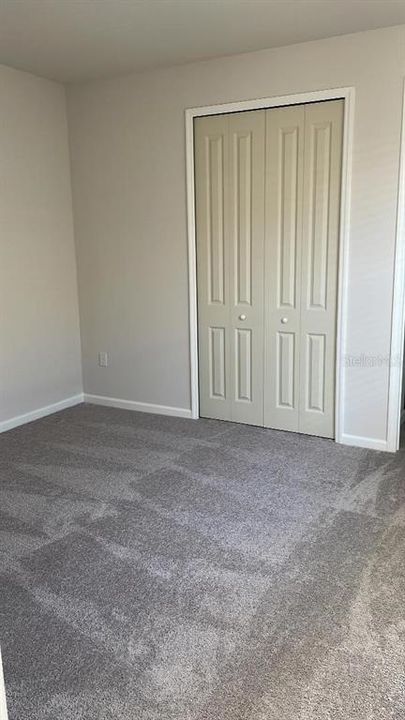 For Rent: $2,600 (5 beds, 3 baths, 3106 Square Feet)