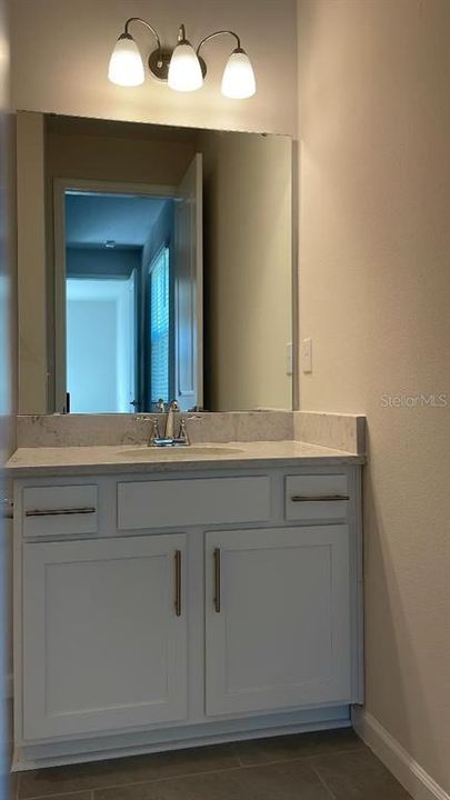 For Rent: $2,600 (5 beds, 3 baths, 3106 Square Feet)