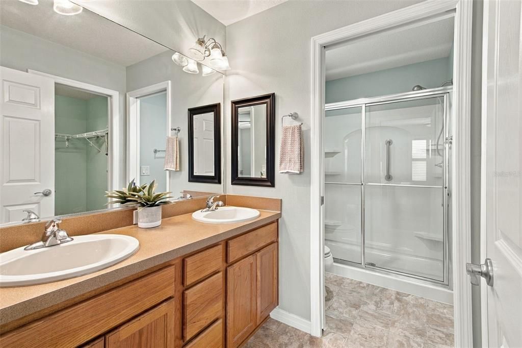 Active With Contract: $349,000 (3 beds, 2 baths, 1377 Square Feet)